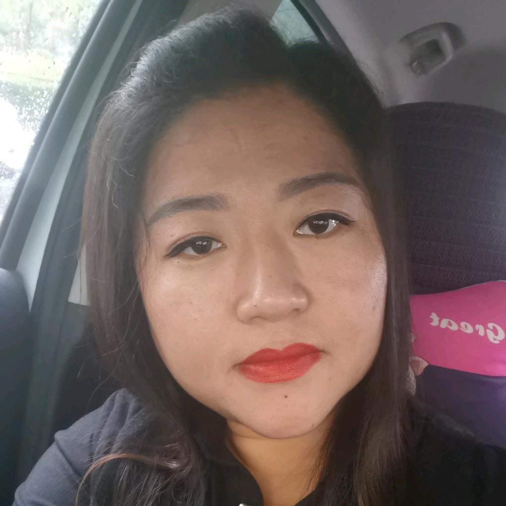 四平房产大姨子（马姐）