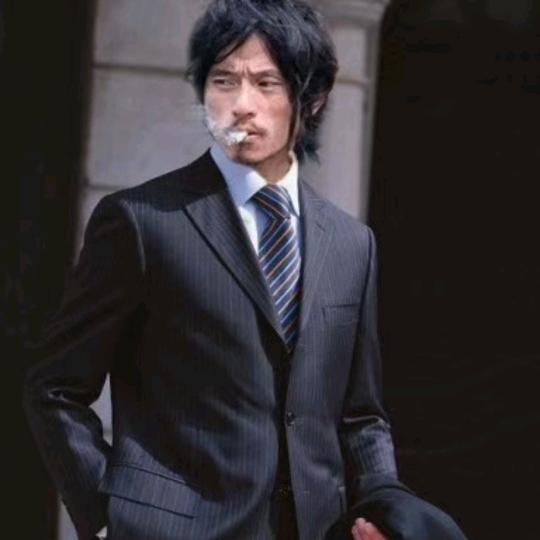 天高因为云淡，月高因为遥远！