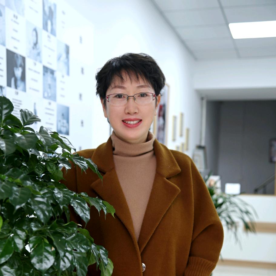 周宏君母乳喂养