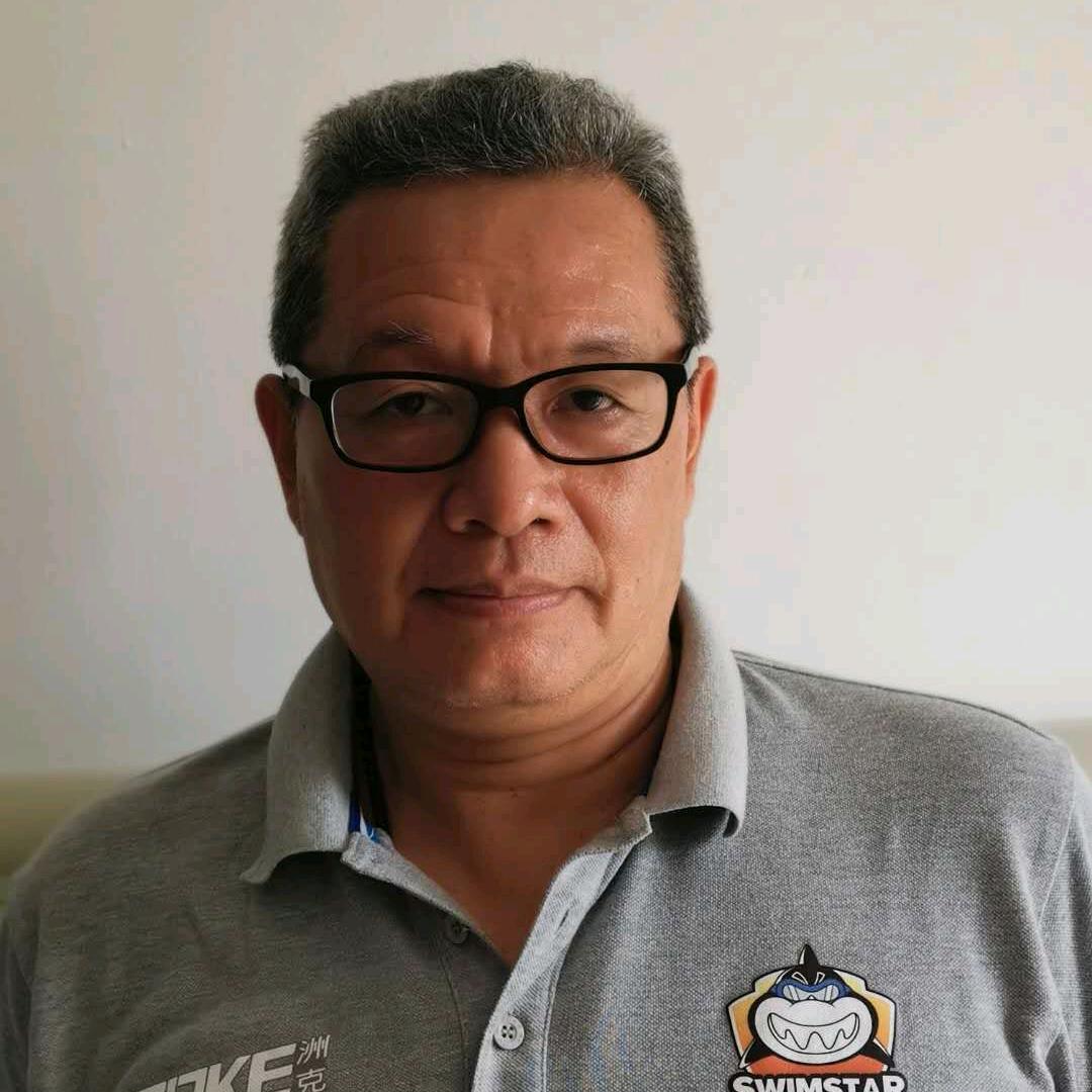 游泳郑教