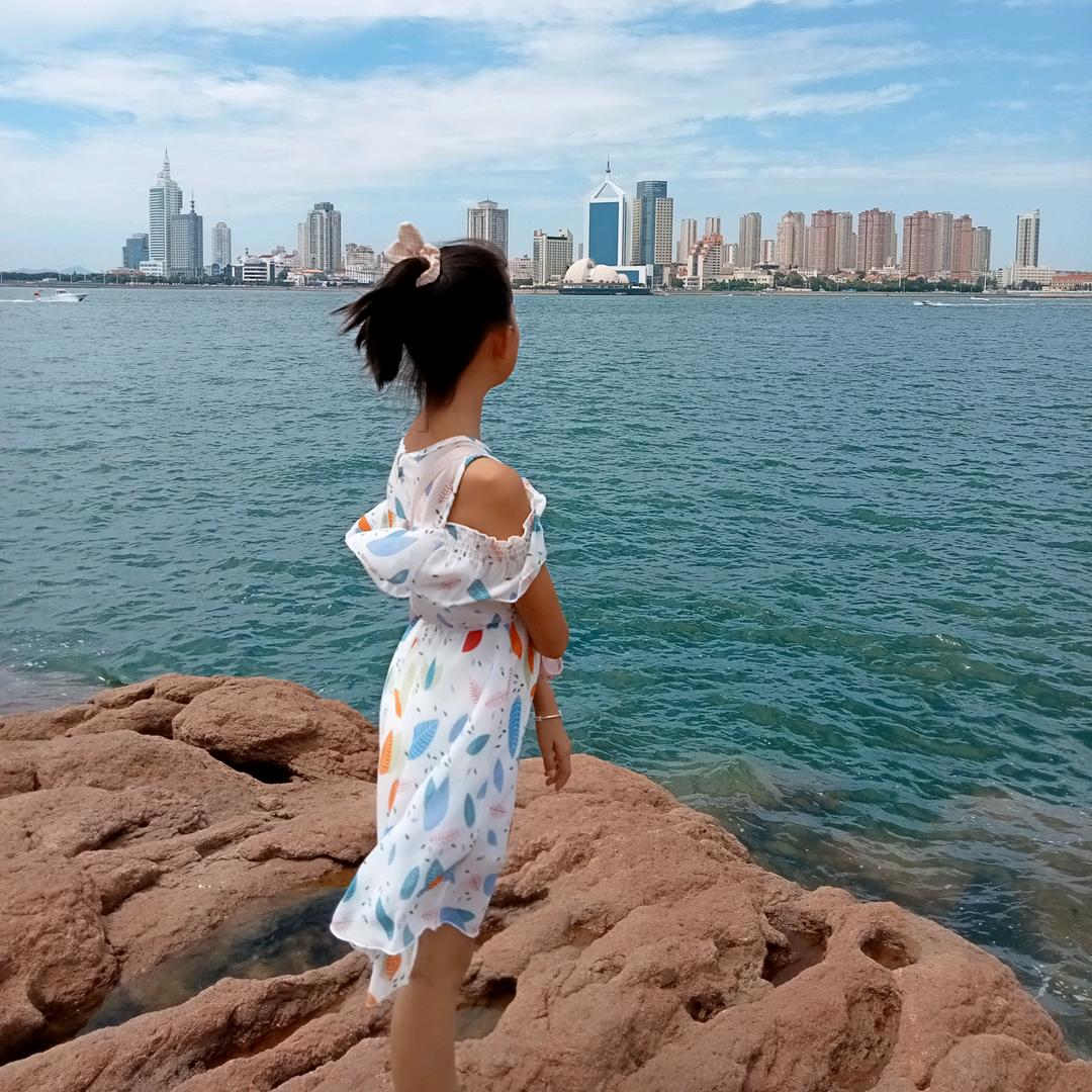杨晓彤