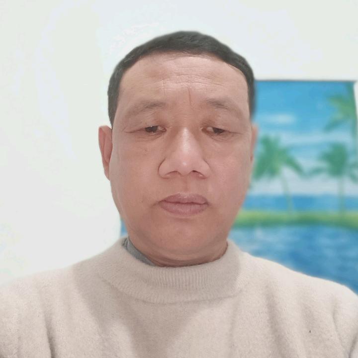 黄万根