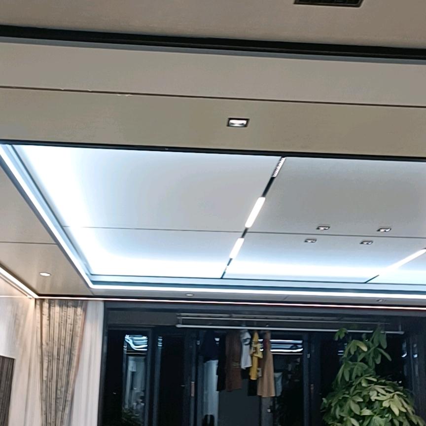 专业蜂窝大板吊顶。