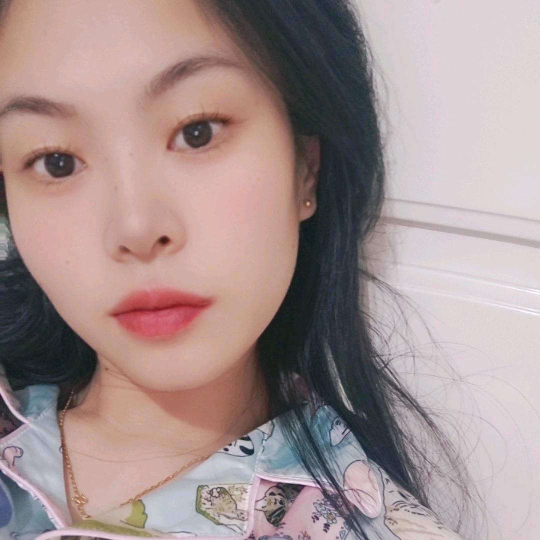 💋爱吃折耳根的孔。