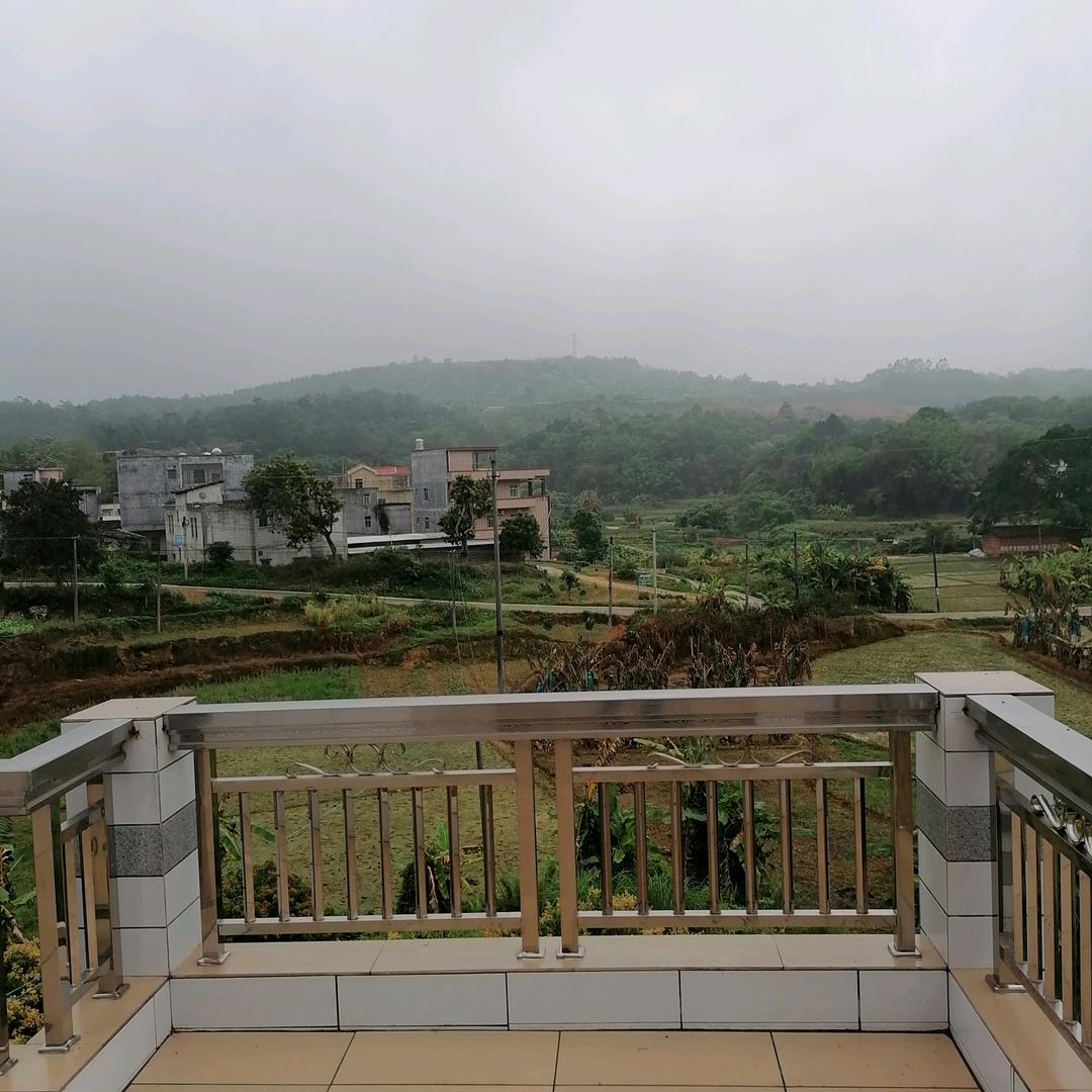 你开心，我快乐