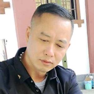 侘寂.中古风，开发设计营销总监