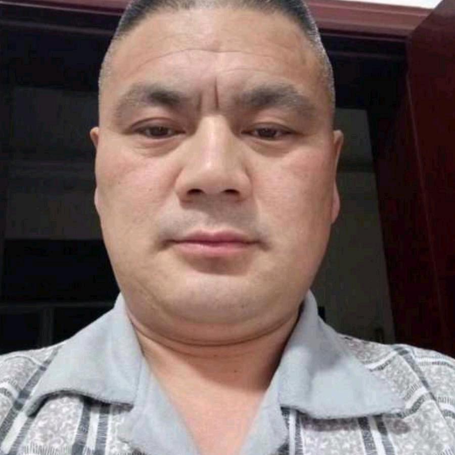 阜南县张强：（光头哥）国缘系列酒