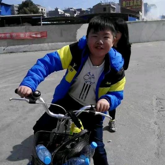 一江春水向东流。