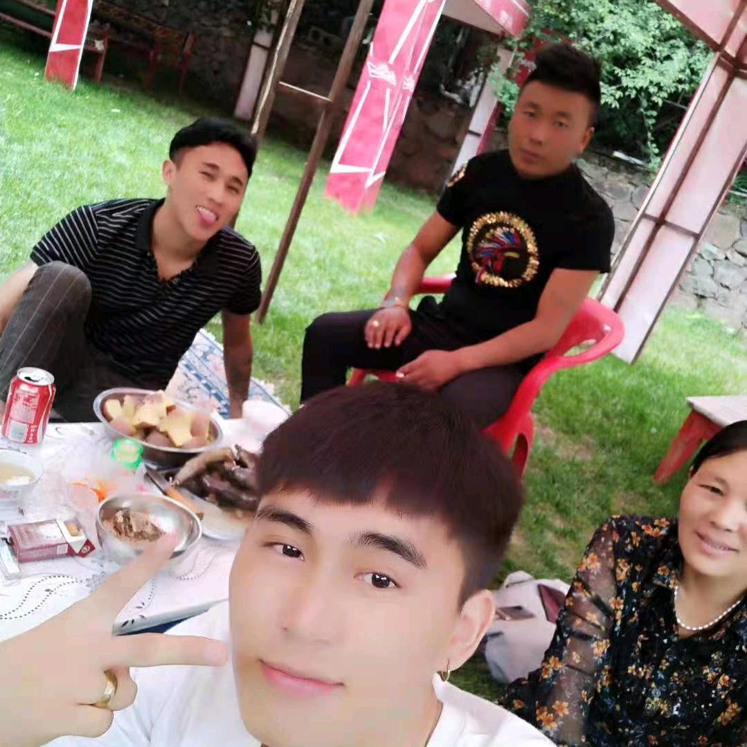 贡觉