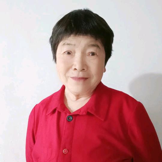 欢乐的老太之家