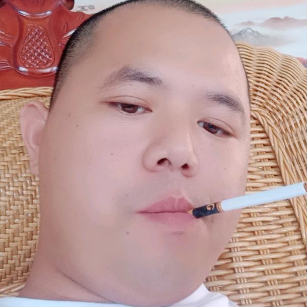 蟠龙湖小哥