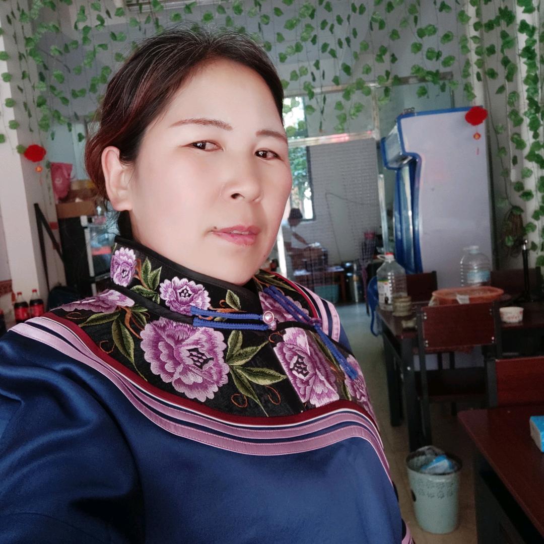 禄劝英姐