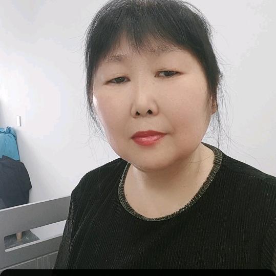 何姐