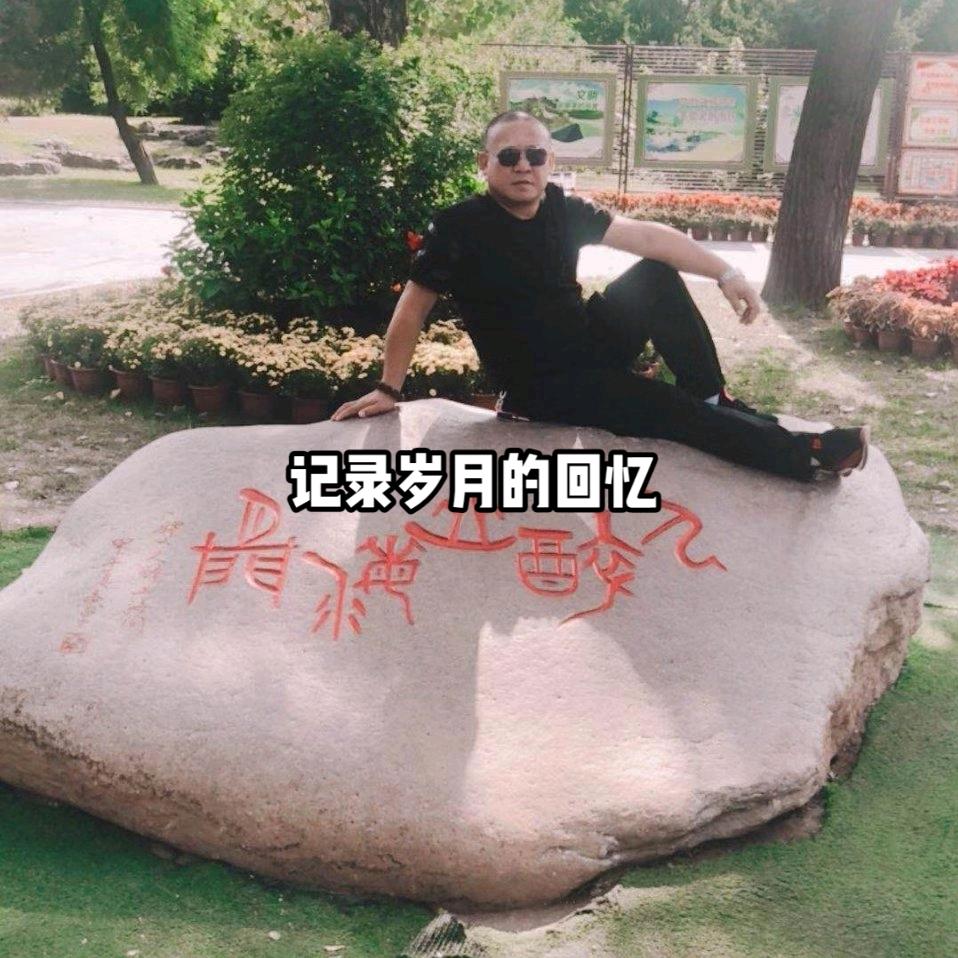 軍彁💫