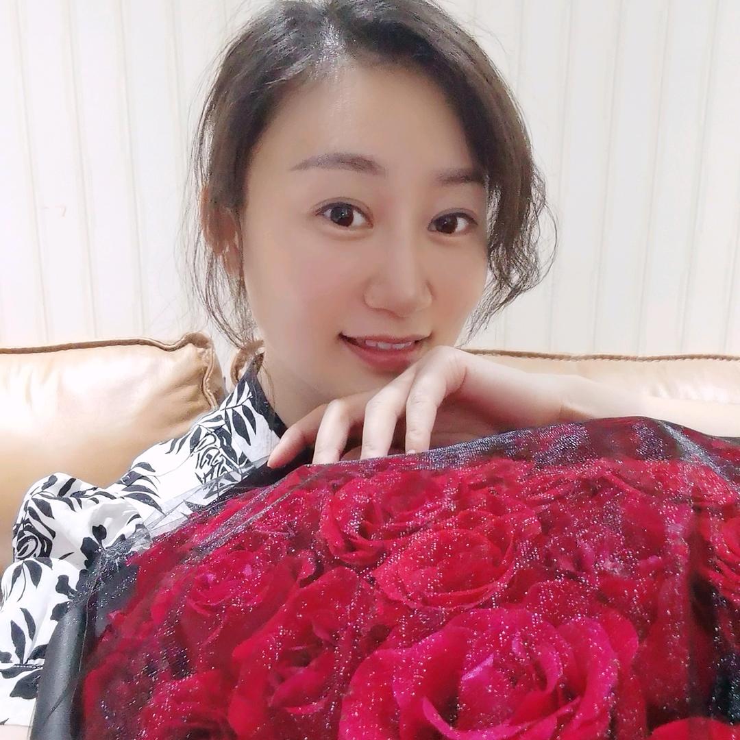 花成花，树成树