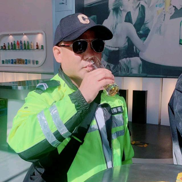 沭阳驾校光头教练