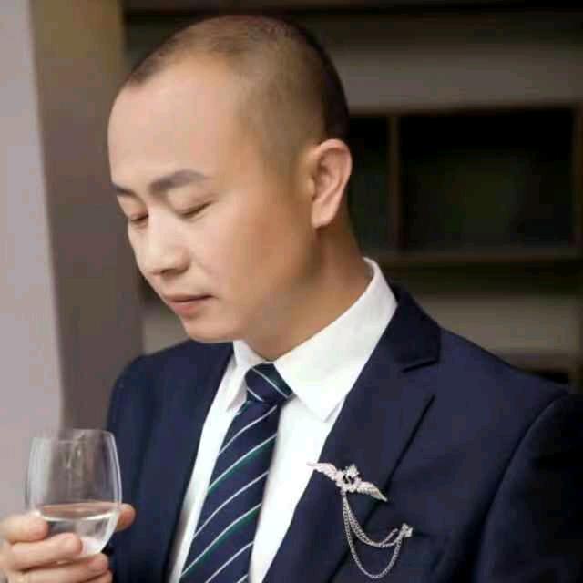 王国华（龙湾区流行音乐协会理事）