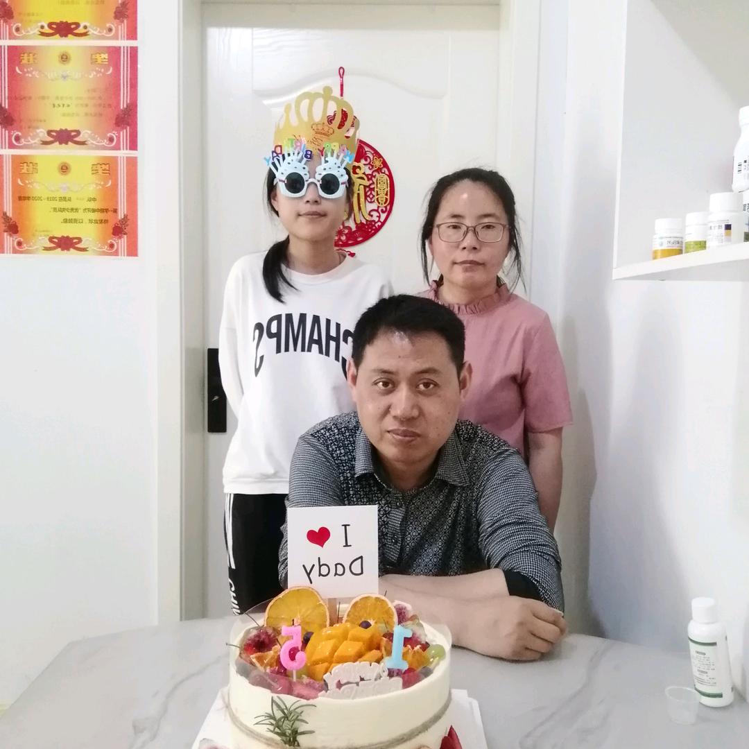 珍贵的朱
