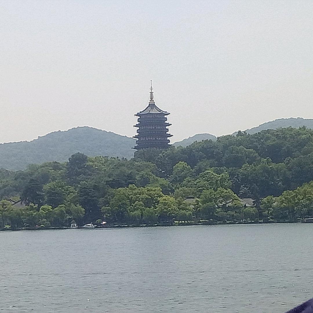 爱无恨：情无泪