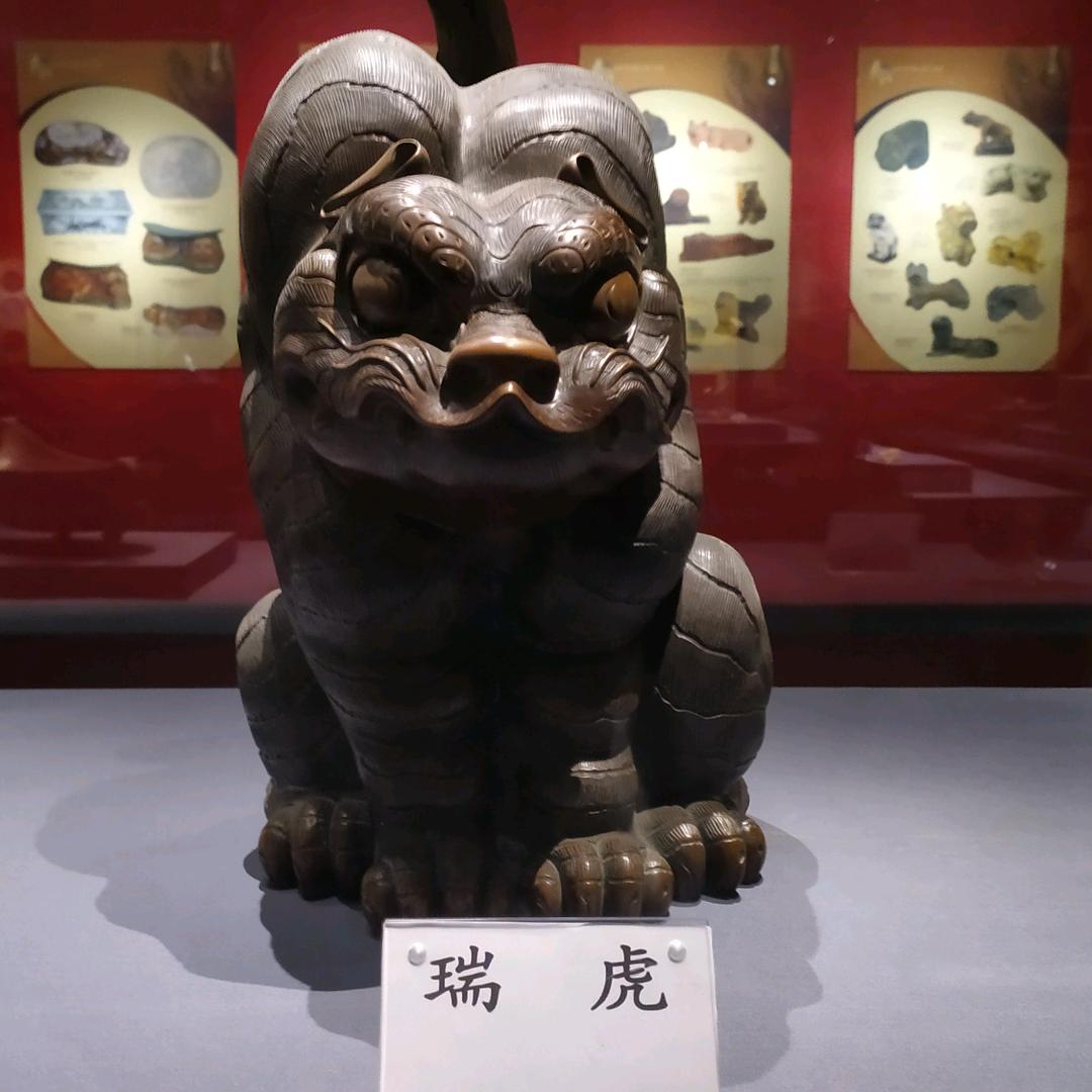 一剑飘红