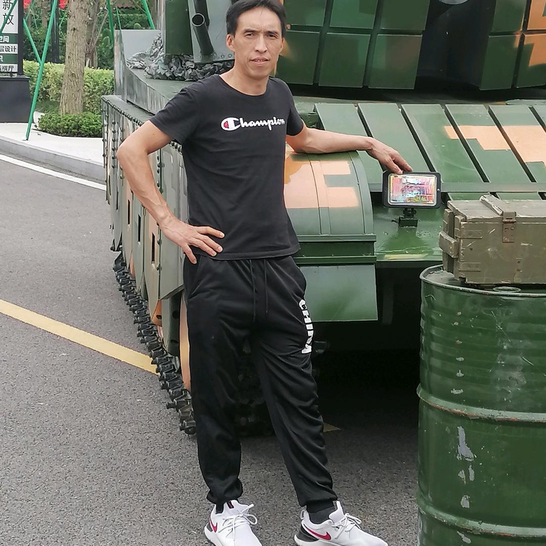 老陶爱跳舞