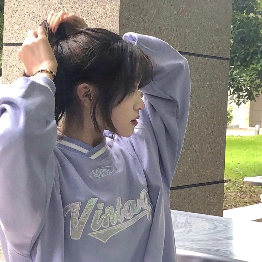 吧唧熬夜了？？头像