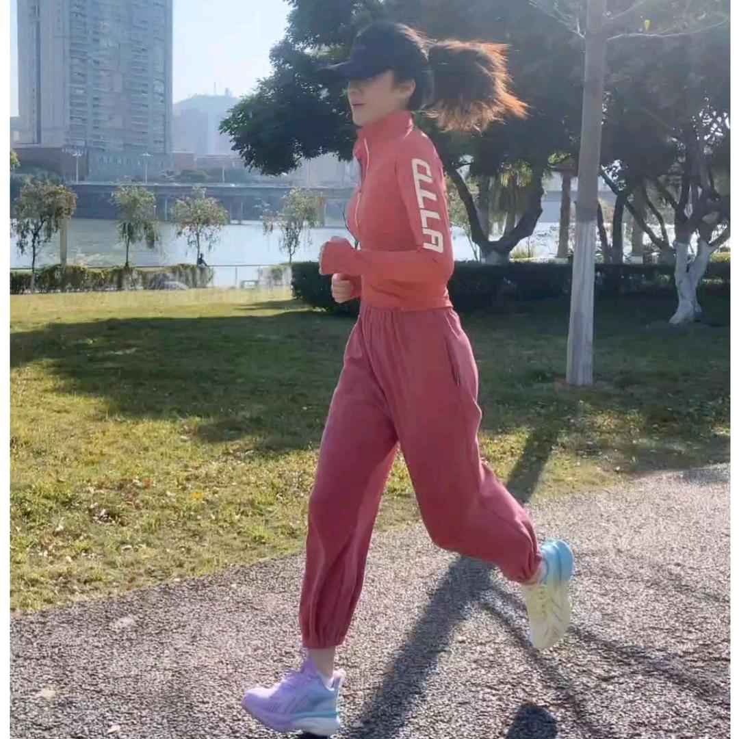 一栗莎白❤︎日常