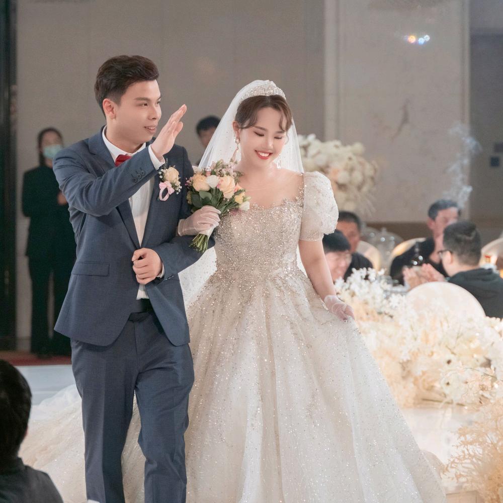 纯情蟑螂火辣辣🪳