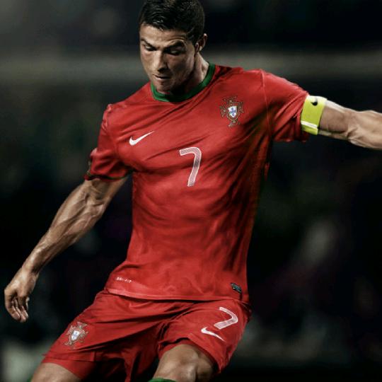 CR7。