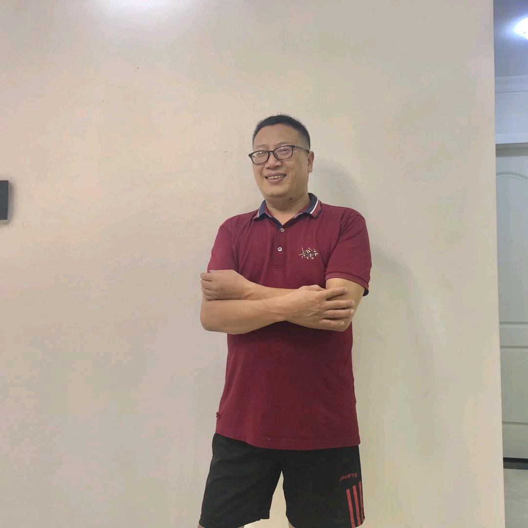 辉哥（隔壁老王）