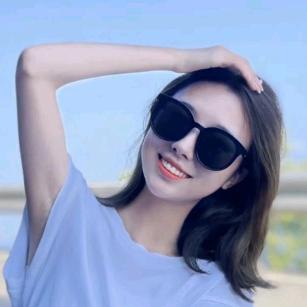允儿吃喝玩乐