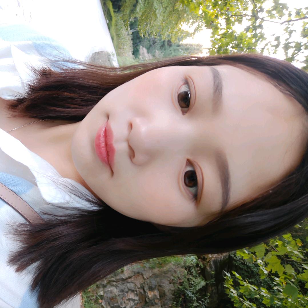 铭铭