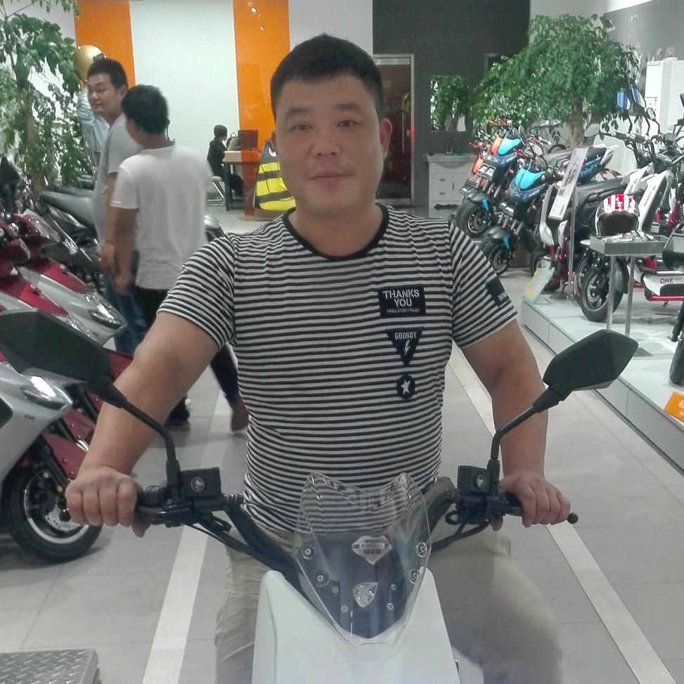 大封雅迪电动车，小涛车业