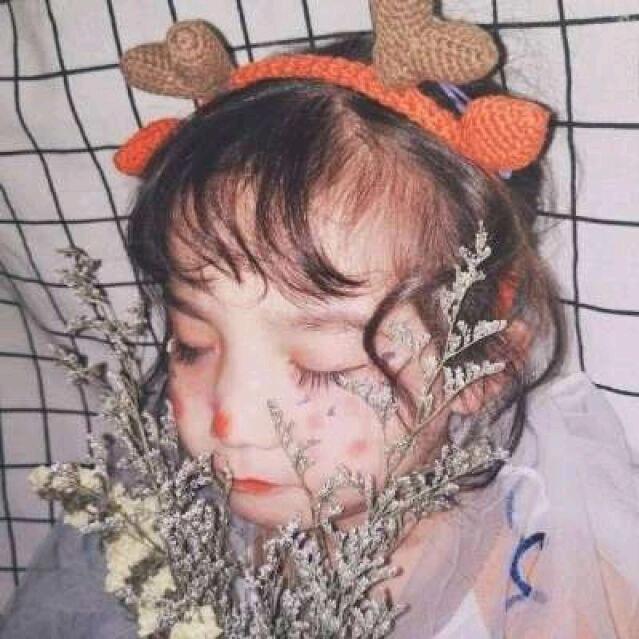 紫叶俏精灵头像