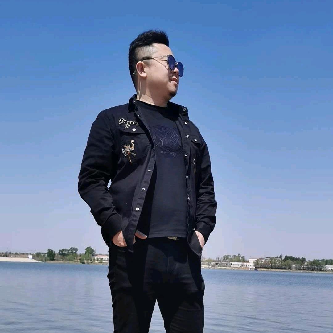 老张不单纯