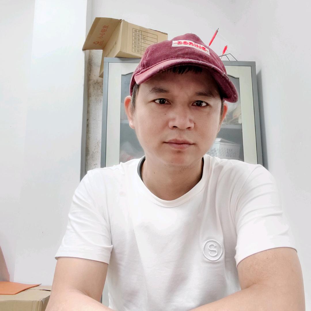 三咔拉买马骑