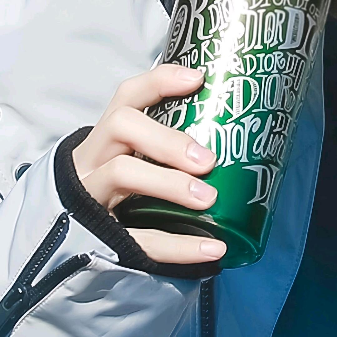 东边的琦琦子🦀.🌠.🌻