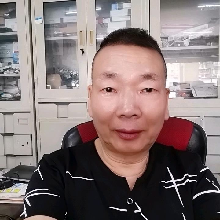 碧水蓝天(庞子敏)