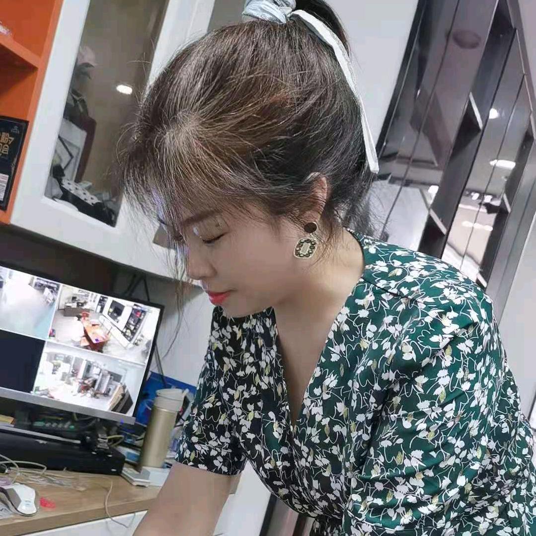平湖亿田集成灶英子