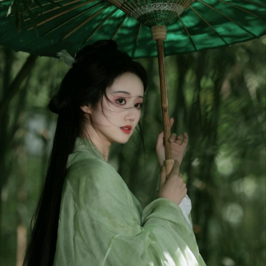 靈潇