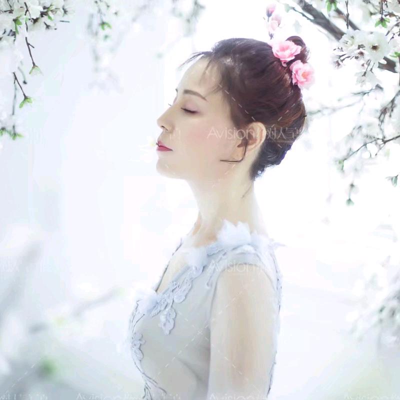 王芬✌