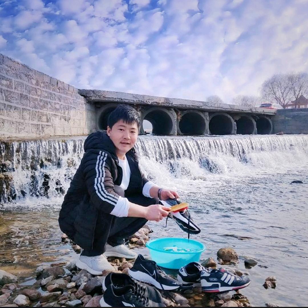 柴火垛里的好男人