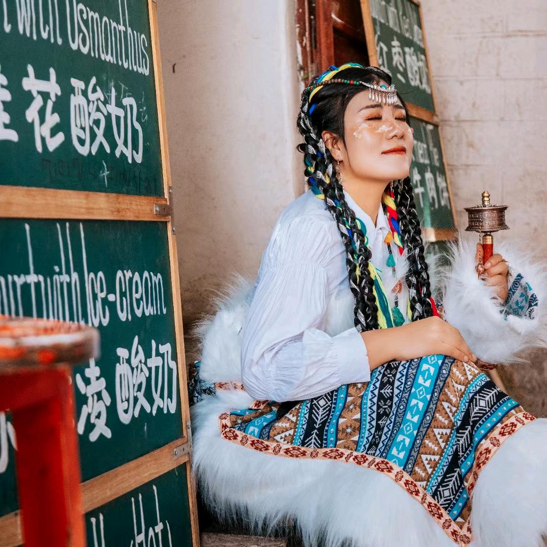 闲看落花