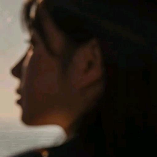 隔世离空红颜