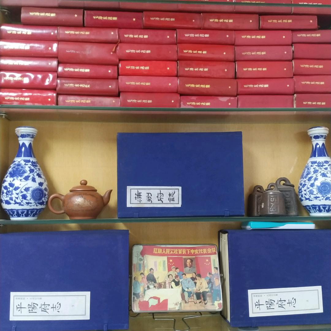 乔简单旧书屋
