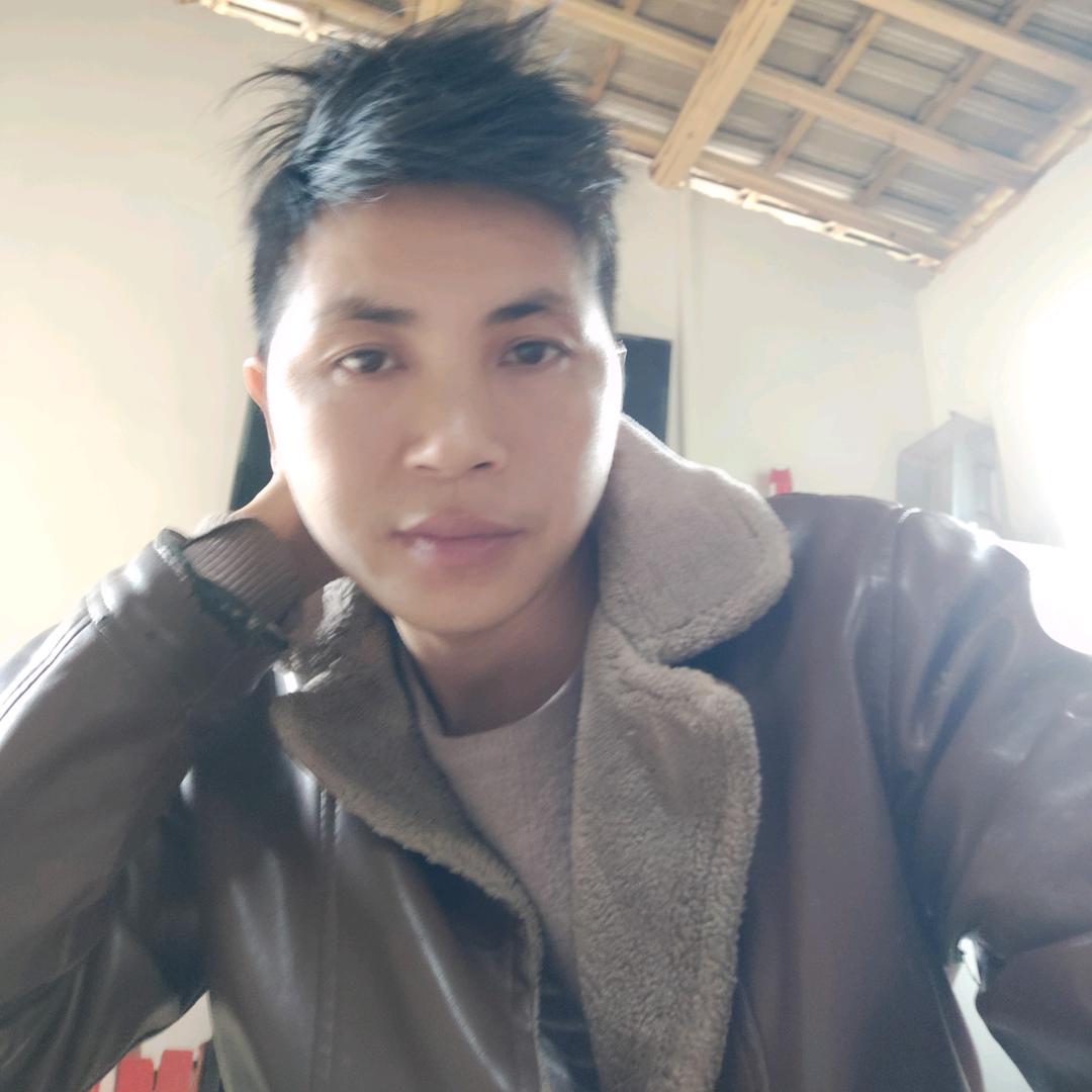 云南小 五