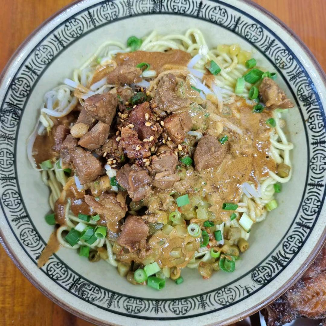 许昌梁好热干面