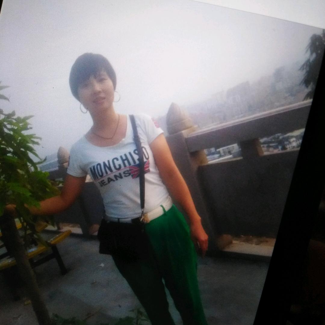李芝