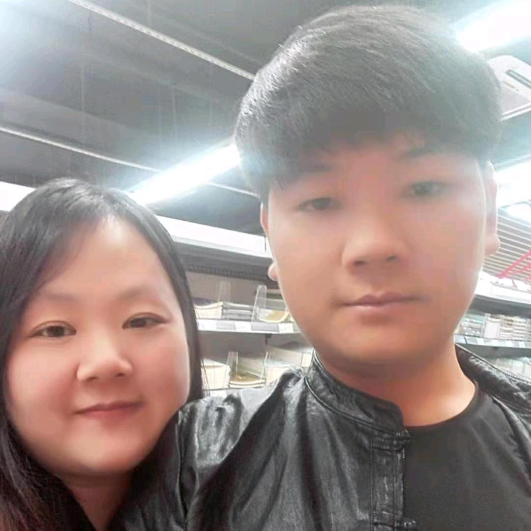 笑笑