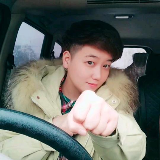 @小申要快乐！